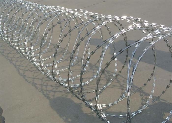 Security Protected Bto22 Galvanized Razor Barbed Wire Concertina Cross
